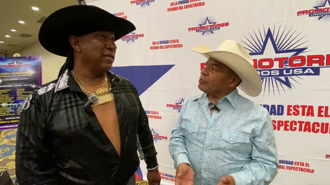 Bronco 956 en Las Vegas con El Muñeco Cast.