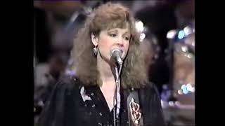 Patty Loveless – Working Man&#39;s Hands    Grand Ole Opry