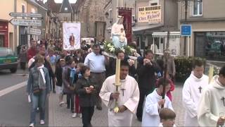 preview picture of video 'Pèlerinage de Notre Dame des Miracles Déols 9 mai 2013'