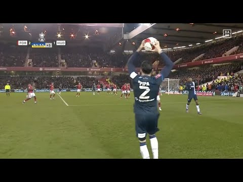 Wie falsch kann ein Einwurf sein? Pipa: JA! | DAZN