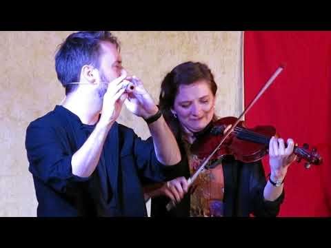 Floating Sofa Quartet -   Queen Tower / Själa Schottish - FOLKROT 2019