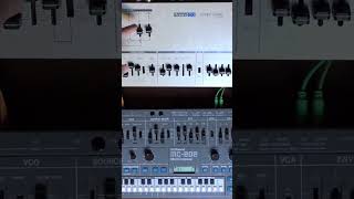 Video thumbnail for Roland Compu Acid / CMU-810, MC-202, 880 #shorts by Stazma