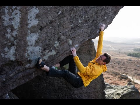 Will Bosi climbs Voyager 8B/V13