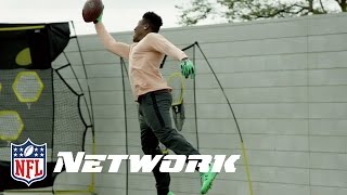 One-Handed Catch Drill with Michael Irvin | Game Changers | NFL Network