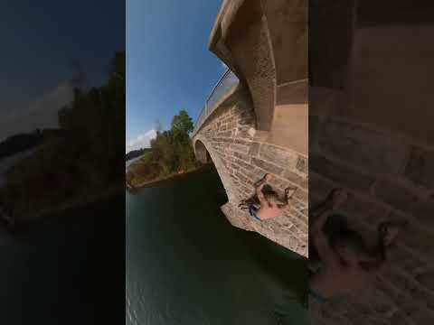the last summer feelings.  Deep water soloing on a lokal bridge. a different kind of sport climbing😀