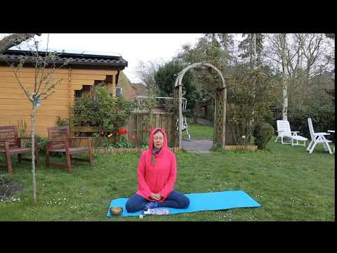 Yogastunde im Garten 2