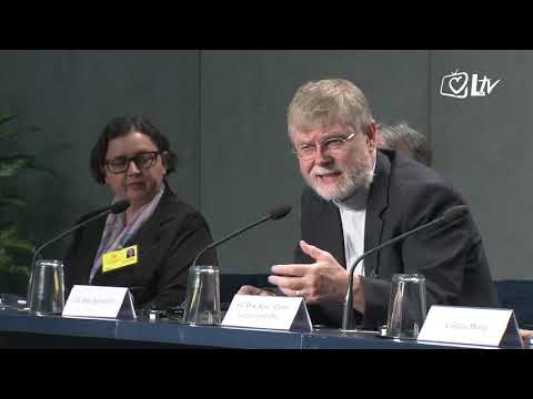 Izdvojeno 19.10.2019. – Brifing o Sinodi: Problem nije celibat nego nedosljednost