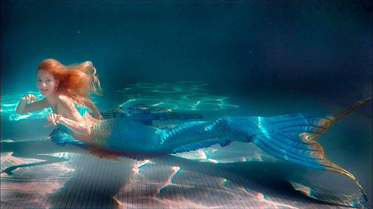 Queue de sirène en silicone bleu et or !