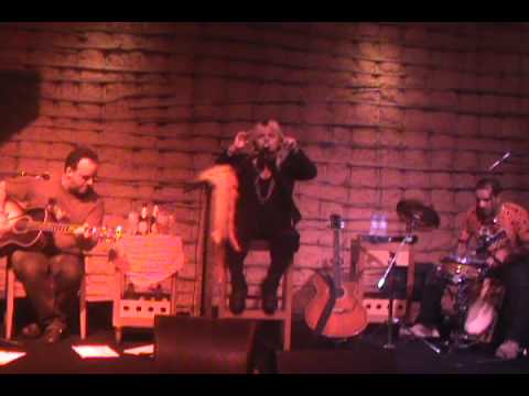 MARILIA BESSY ACÚSTICO