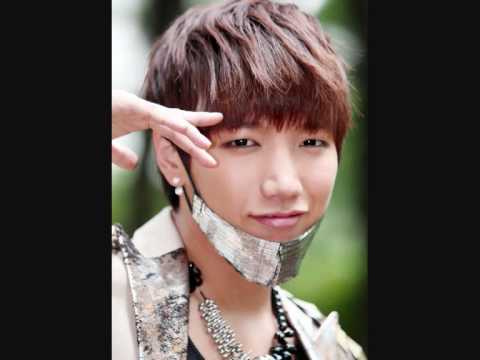 2PM Junsu and JaeBum sing 2AM's Inorae (This Song)