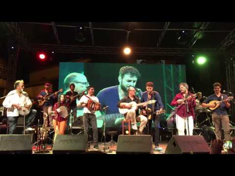 Mimmo Cavallaro e gli ospiti del KTF - tarantella finale