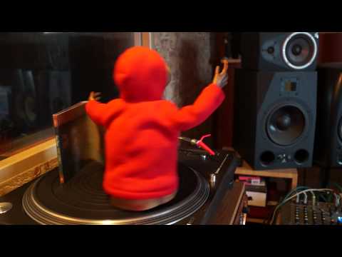 03 - Dwa Sławy - "Nie wiem, nie orientuję się"