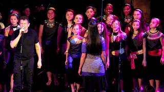 Asilazi - Johnny Clegg performs with VOENA