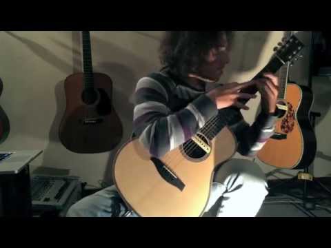 RafQu plays "November" by Pino Forastiere