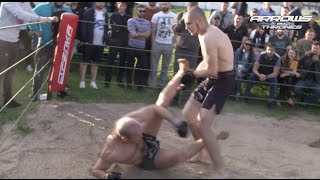 2 Street Fighters vs MMA Pro Fighter