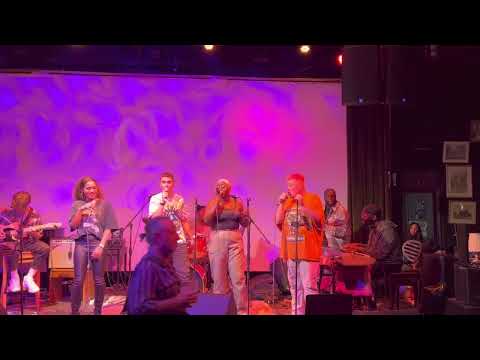 Play Video Youtube Video