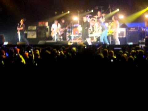 Pearl Jam w/ Mike Ness - Down 10-28-09
