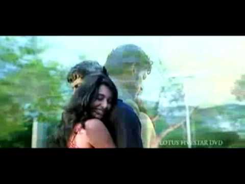 Theeratha Vilayattu Pillai bit song