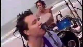 Blink 182 Don t Leave Me MTV Spring Break Daytona Beach FL 23 02 2000