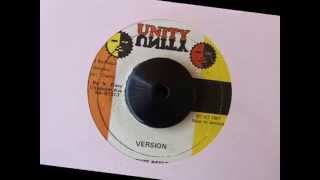 UNITY - DEM LOVE KISS VERSION