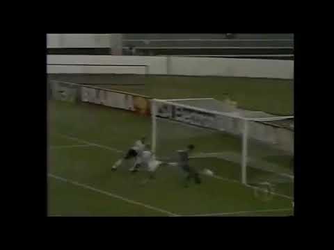 Muller Luis Antonio (São Caetano) - 02/09/2001 - Ponte Preta 3x6 São Caetano - 3 gols