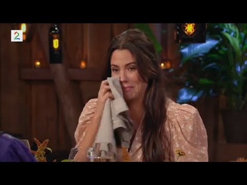 Marion crying without realizing that the cameras were on (Hver gang vi møtes)