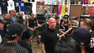 Strife - Am I The Only One - Live at Programme Skate &amp; Sound In Fullerton, CA on December 7, 2017