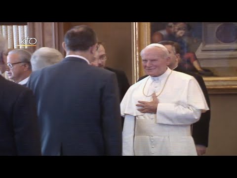 Jean-Paul II : le pape qui a fait tomber le bloc communiste