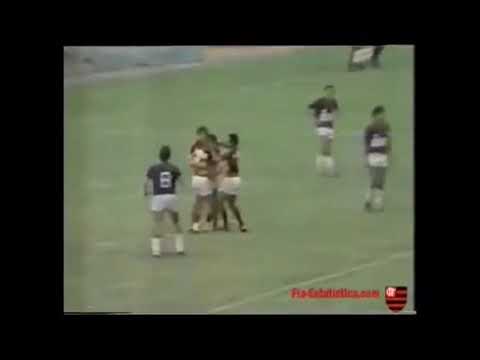 Bebeto (Flamengo) - 02/03/1988 - Flamengo 4x0 Friburguense - 2 gols
