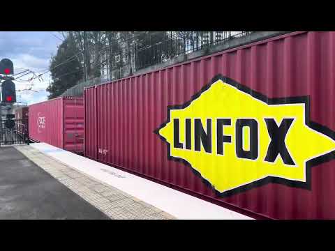 NR121 / NR55 / NR60 / NR120 - 6BA6 passing Epping - 17/08/24