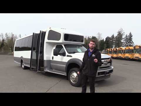 2012 Ford F550 Turtle Top Odyssey XL 29 Passenger + Rear Luggage Shuttle Bus - S26587