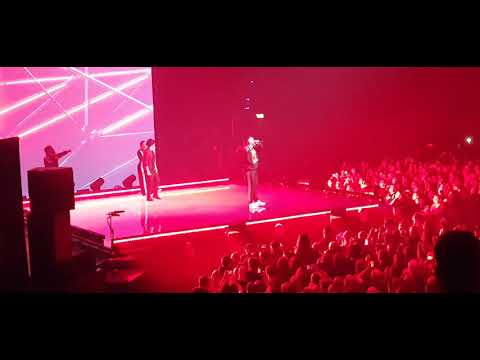 Sido feat Johannes Oerding mit Pyramiden Live 15.11.2019 in Berlin