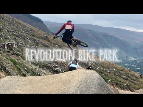 REVOLUTION BIKE PARK X 50to01 ⚔️