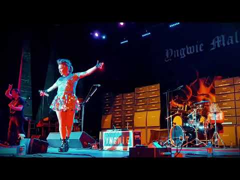 CHASE THE COMET - YOUNG AND BEAUTIFUL (LIVE, Opening for Yngwie Malmsteen)