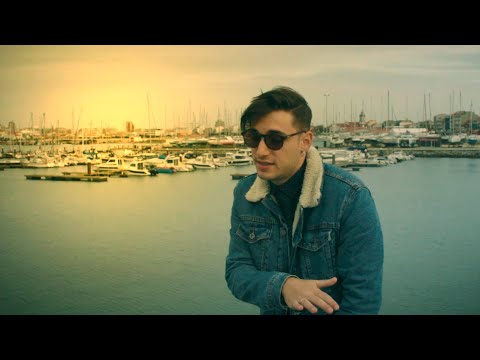 Miúdo Sandro - A vida me Ensinou (video oficial)