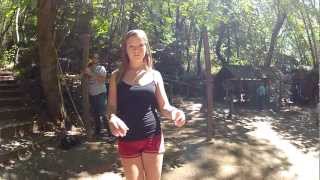preview picture of video 'The Oregon Vortex (House of Mystery) - Height Experiment'