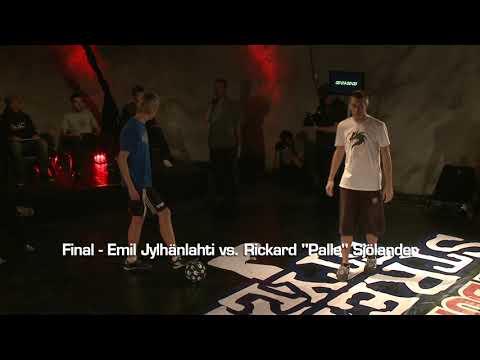 Red Bull Street Style Sweden 2009 [FINAL] Palle vs Emil / Freestyle Football