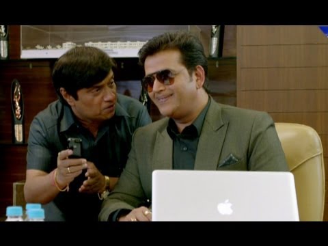 Mein Agar Thoda Chumma Lu, Toh Tu Muje Kya Samjegi? - Bajatey Raho