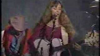 Juice Newton Loves Been a Little Bit hard on me (live)