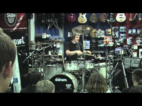 RAY LUZIER solo & Korn medley. Great sound and video!!