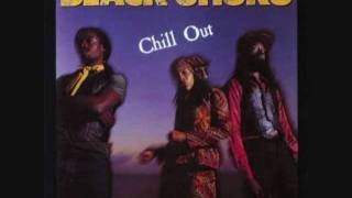 Black Uhuru - Moya (Queen of I Jungle)