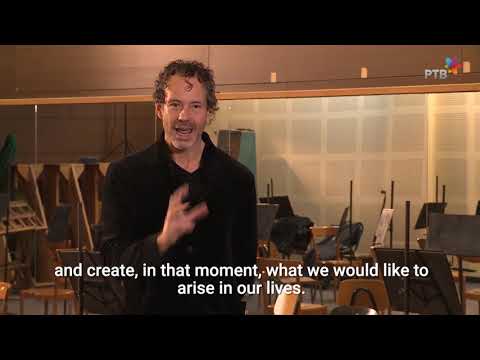 What is the connection between kitesurfing and conducting? (with English subtitles)