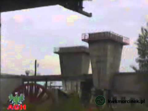 Likwidacja kopalni Morcinek. Wyburzanie dyfuzorów szybu wentylacyjnego