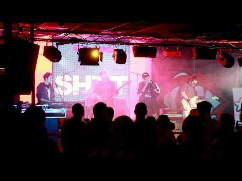 Shift feat. Bean - Cineva | Live @ Club Zodiar Galati