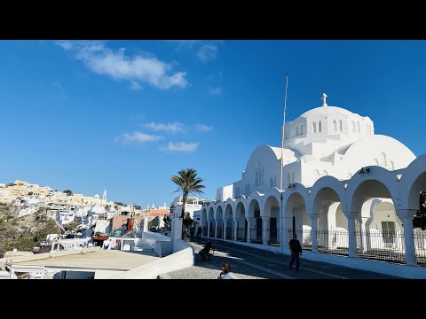 Cidade de Fira em Santorini, Grécia ~ 17 de novembro de 2023