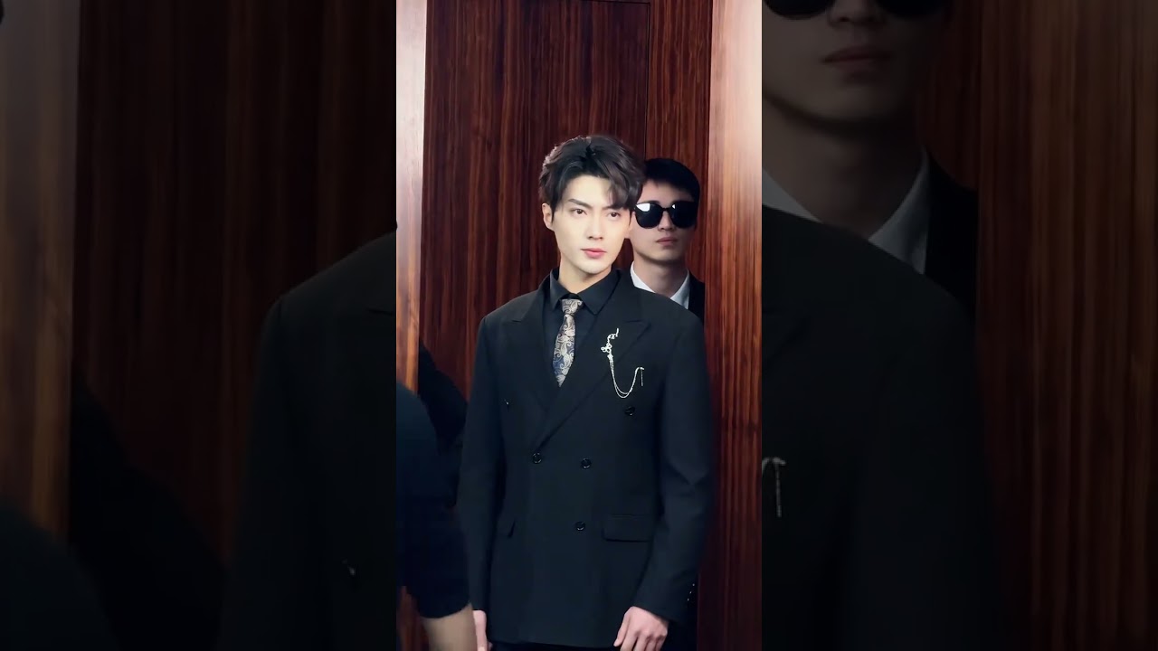 LIU LANBO vs ZHENG CHENYU 💞 Momen Manis #drama #cdrama#ceo