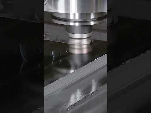 Plunge cnc cutters with insert knives
