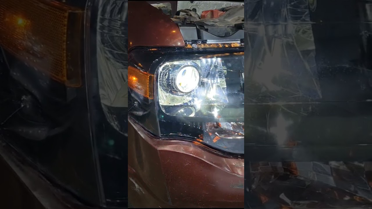 شمعات اكسبديشن, عدسات هيلا 5, شمعات تايواني, فورد اكسبديشن 2007, شمعات نيكل, شمعات اكسبديشن معدلة, شمعات فورد اكسبديشن 2010, هيلا 5, شمعات مع عدسات, شمعات فخمة, قطع تعديل سيارات, إضاءة قوية, شمعات أصلية