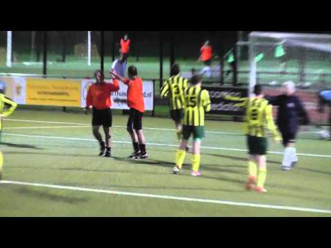 27 sept 2012 VV De Meern 9 - Brederodes 5 com 3-3 Uitstekende penalty Jos