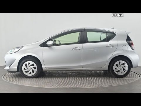 Toyota Aqua 1.5 Hybrid Auto - Image 2